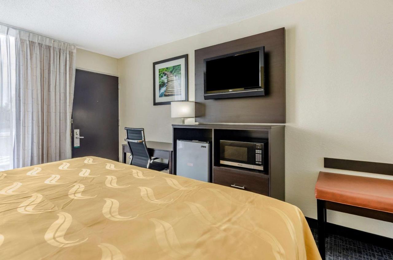 Quality Inn Verona - Staunton North Экстерьер фото