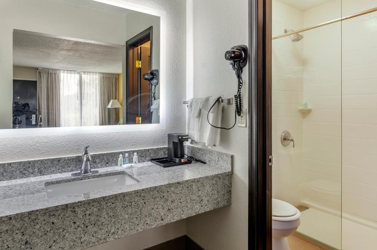 Quality Inn Verona - Staunton North Экстерьер фото