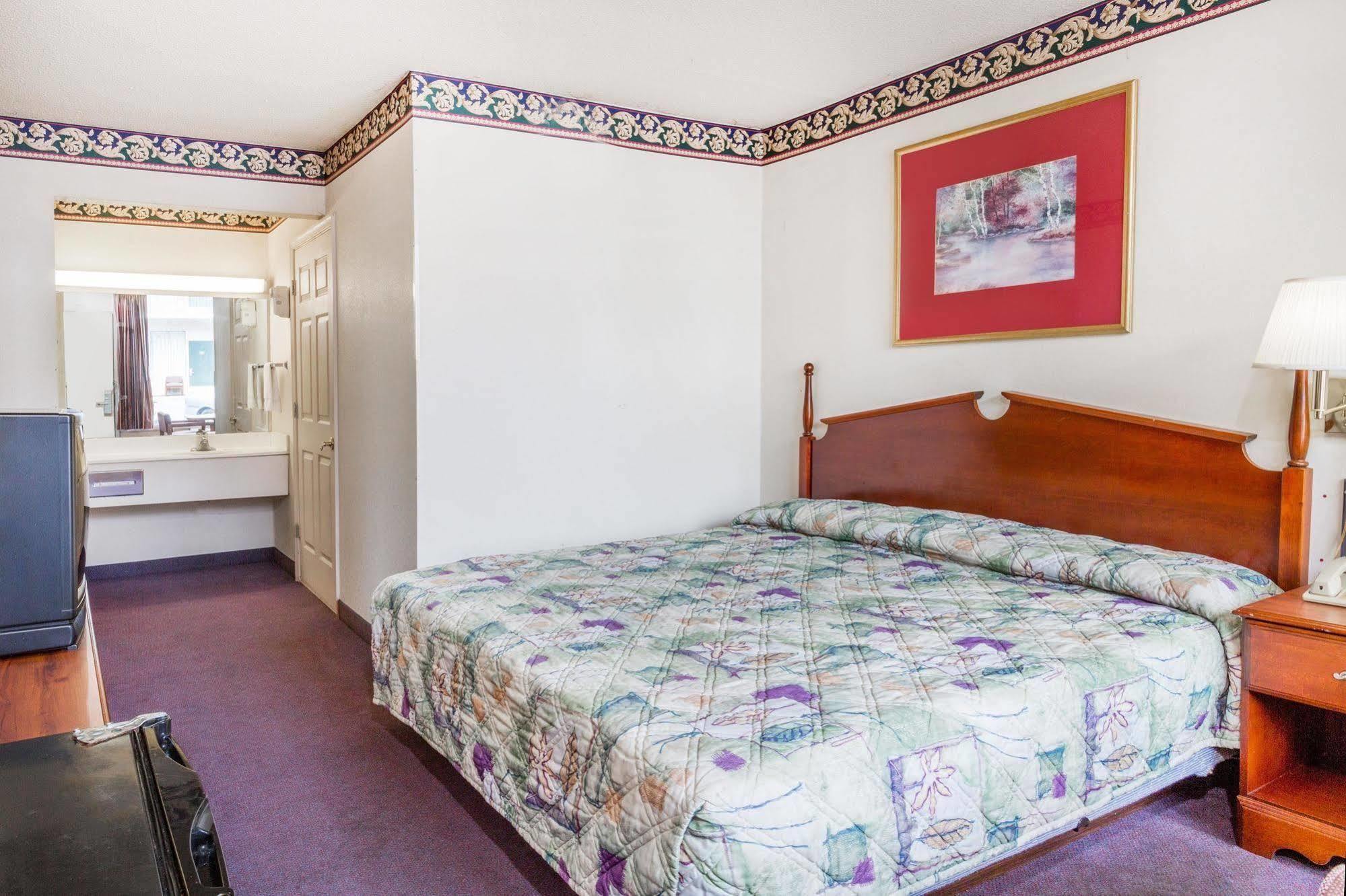 Quality Inn Verona - Staunton North Экстерьер фото